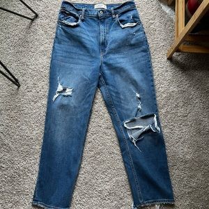 Women’s Abercrombie Curve Love Ultra High Rise Ankle Straight jeans- size 30/10
